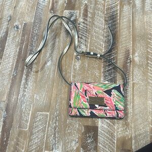 Lilly Pulitzer crossbody wallet